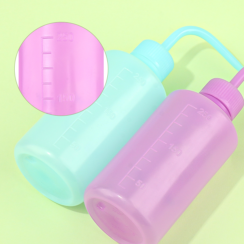 Bouteille de lavage à bec cour - Eyelash Extension Wash avis et prix